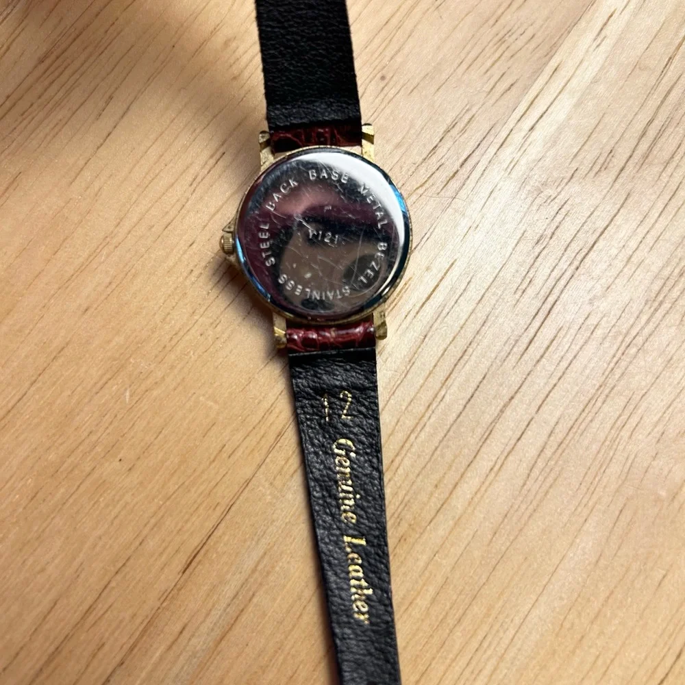 Nancy Women’s Watch Maroon Leather Textured‎ Band Rhinestone NEEDS BATTERY VTG